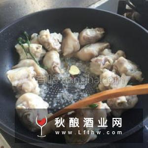 啤酒能炖猪脚，啤酒炖猪脚做法