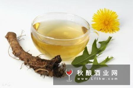 人参酒年轻人可以喝吗？年轻人喝人参酒九大功效解析