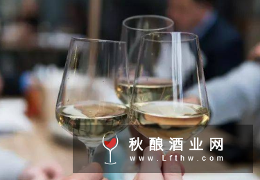 请你回家喝酒的人,一定值得深交 